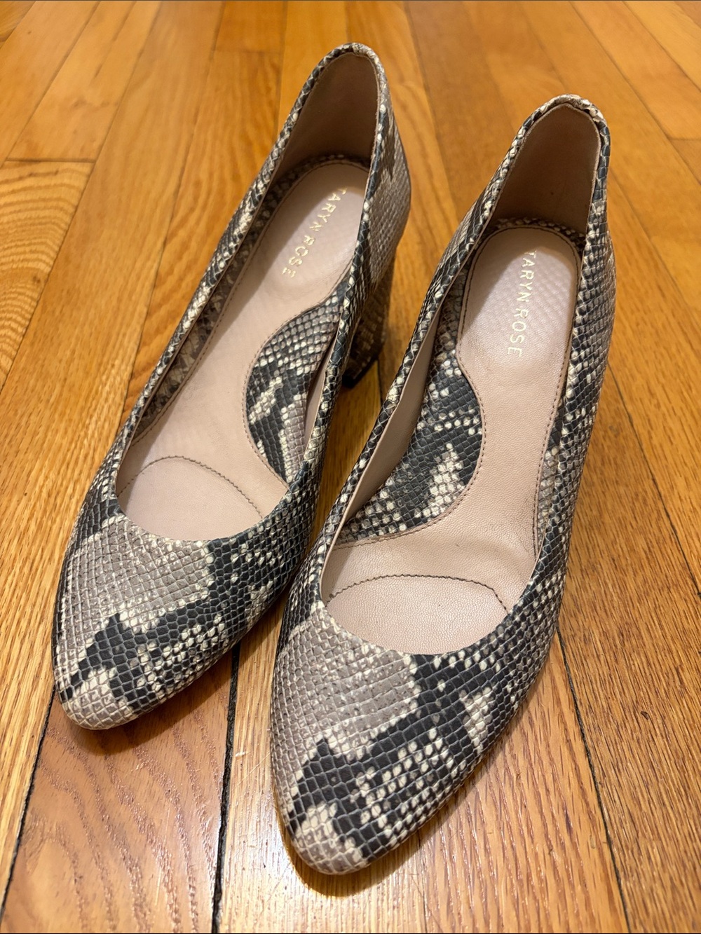 Taryn Rose Snake Print Pointed Toe Pumps - Black & Cream